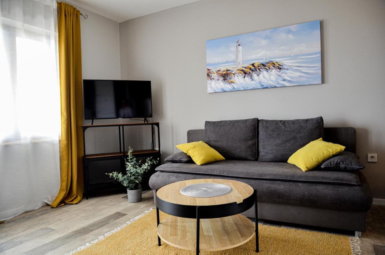 Family Friendly Apartments With A Swimming Pool Povljana, Pag - 244 المظهر الخارجي الصورة