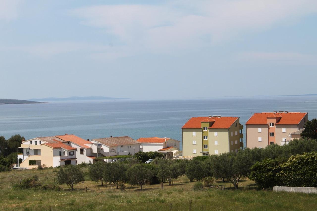 Family Friendly Apartments With A Swimming Pool Povljana, Pag - 244 المظهر الخارجي الصورة