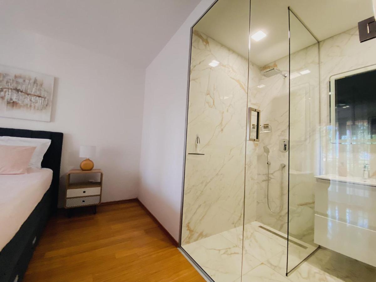 Family Friendly Apartments With A Swimming Pool Povljana, Pag - 244 المظهر الخارجي الصورة