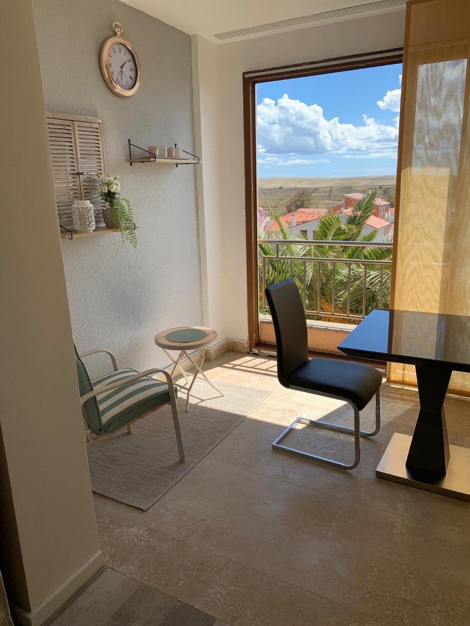 Family Friendly Apartments With A Swimming Pool Povljana, Pag - 244 الغرفة الصورة