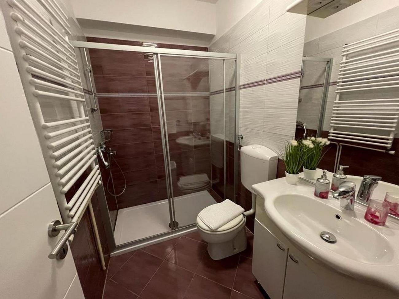 Family Friendly Apartments With A Swimming Pool Povljana, Pag - 244 المظهر الخارجي الصورة